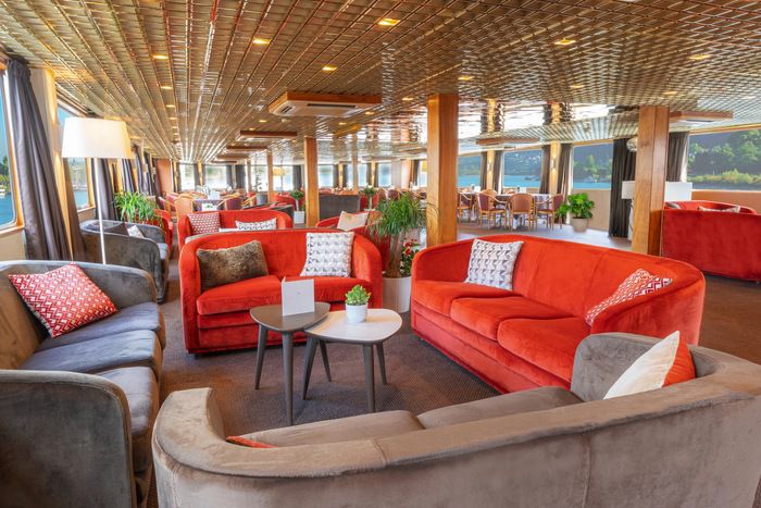 Entertainment on MS L'Europe